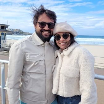 Deepak﻿ & Garima Bondi Tour